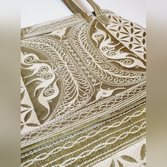 Ethnic Handmade Embroidered Silk Shoulder Bag with Bottom Storage Compartment - Picture 5 of 7